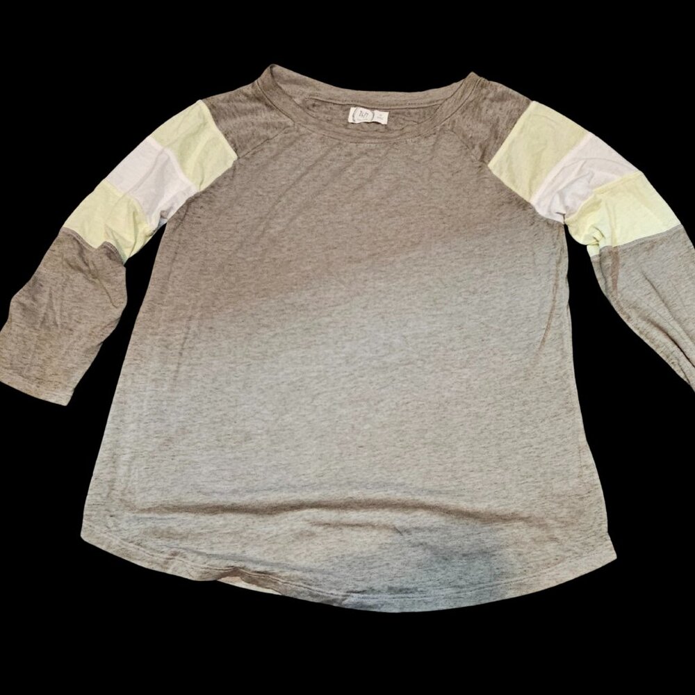 Maurices 24/7 Gray Ombre 3/4 Sleeve Tee – Size Medium – Colorblock Casual Top